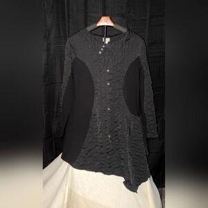 Elegant Black Women's Puffer Jacket